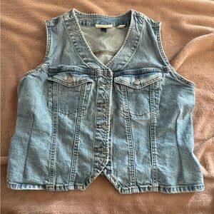 Universal Thread Light Blue Denim Vest
